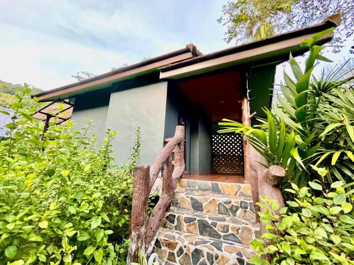 Khao Sok Green Valley Resort - Sha Certified Khao Sok National Park Exterior foto